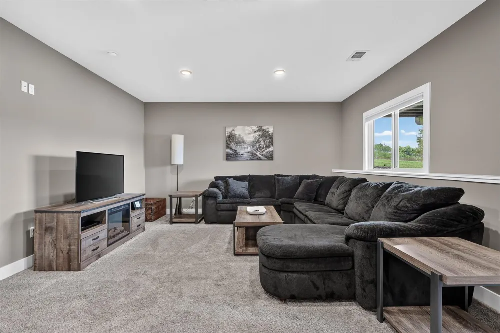 11290 Stout Avenue NE Rockford, MI 49341