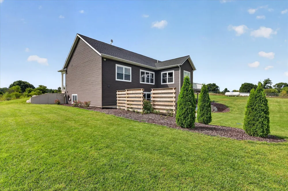 11290 Stout Avenue NE Rockford, MI 49341
