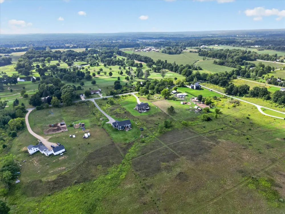 11290 Stout Avenue NE Rockford, MI 49341