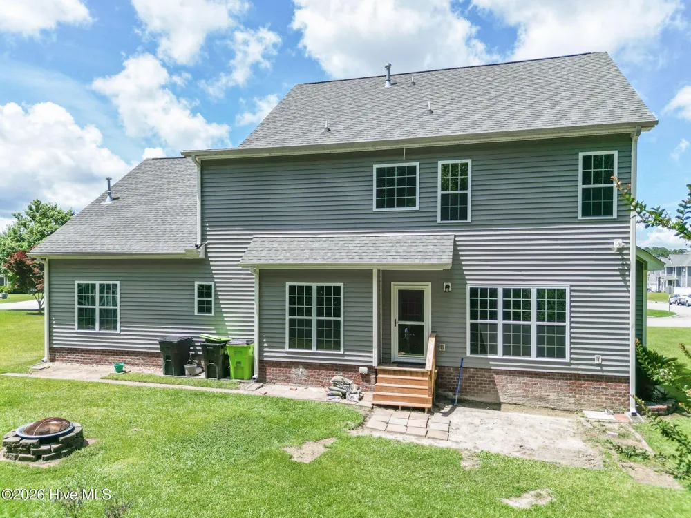 301 Palisades Way New Bern, NC 28560