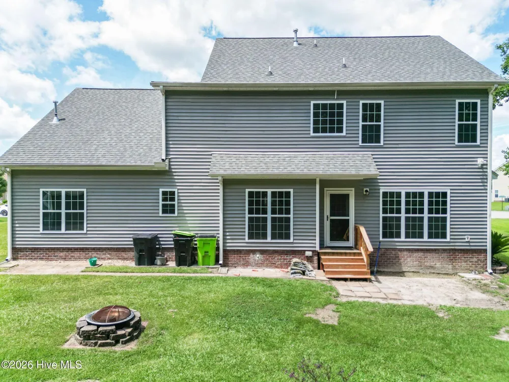 301 Palisades Way New Bern, NC 28560