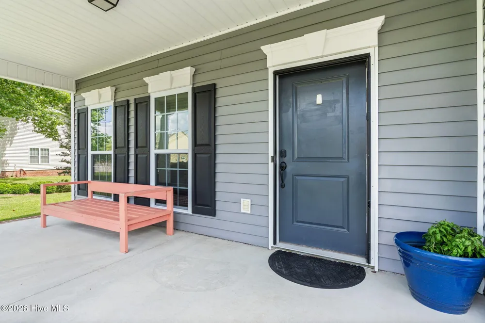 301 Palisades Way New Bern, NC 28560
