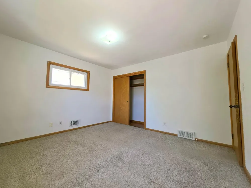 1515 Birmingham Street Saint Paul, MN 55106