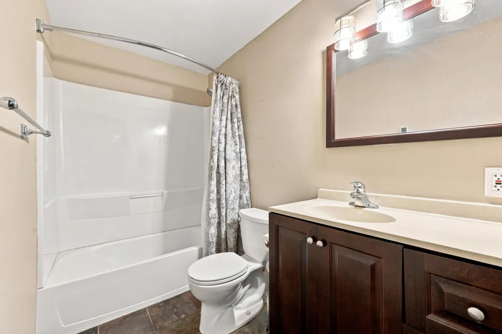 730 36th Avenue W West Fargo, ND 58078