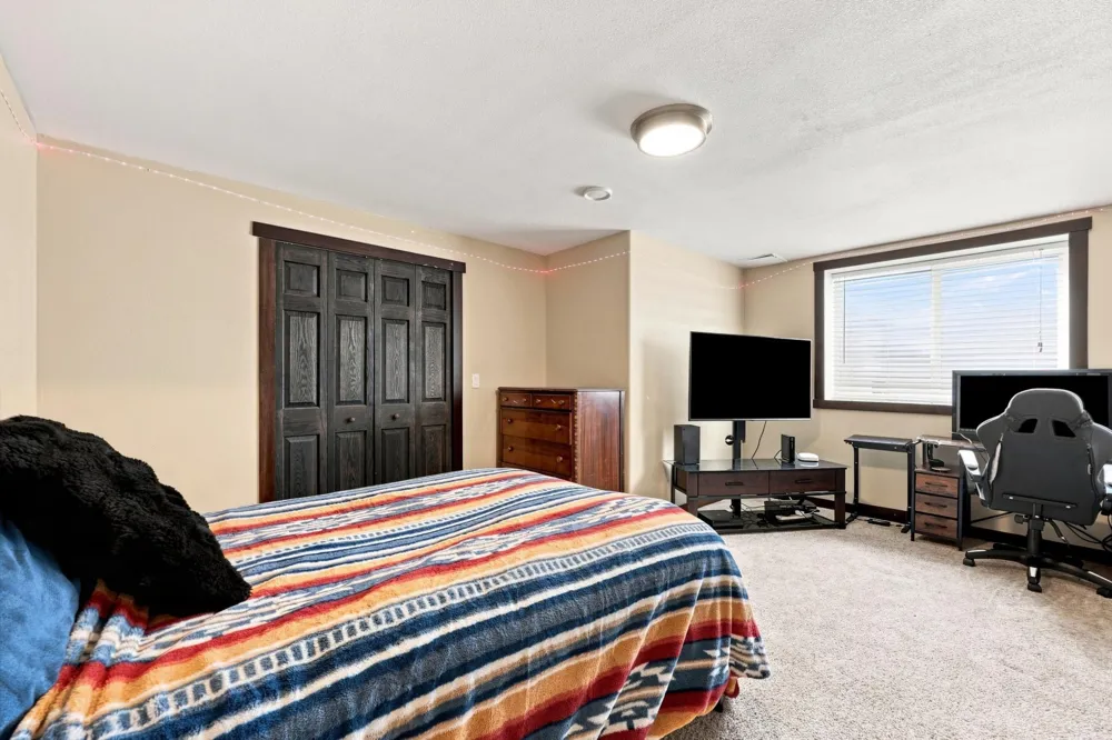 730 36th Avenue W West Fargo, ND 58078