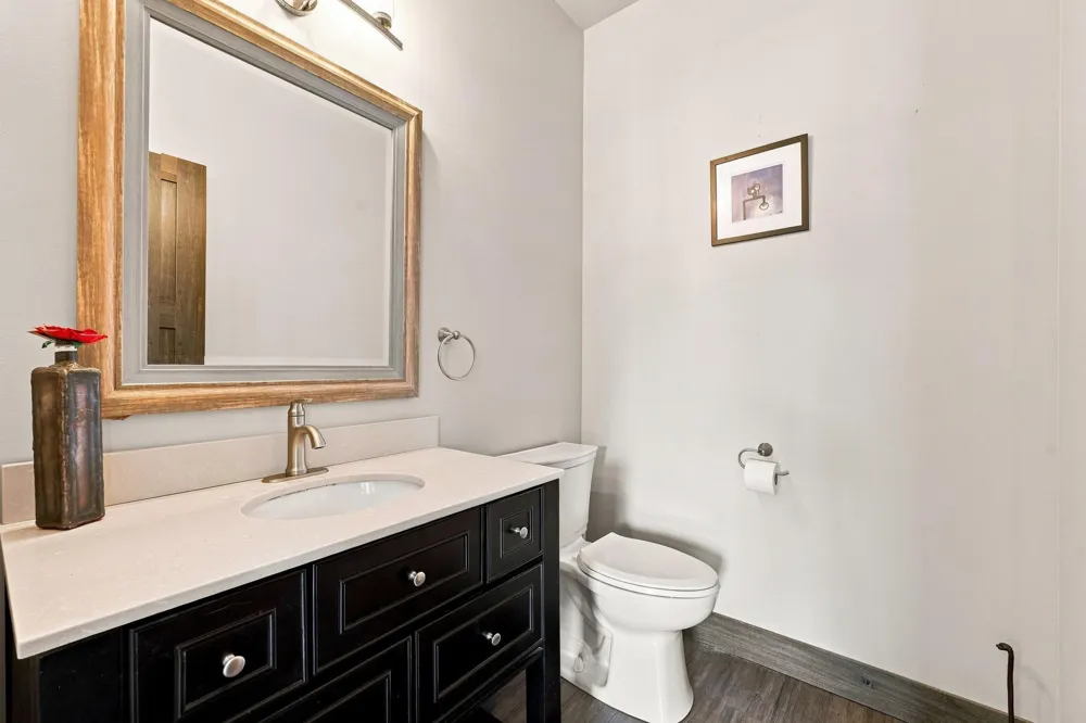 730 36th Avenue W West Fargo, ND 58078