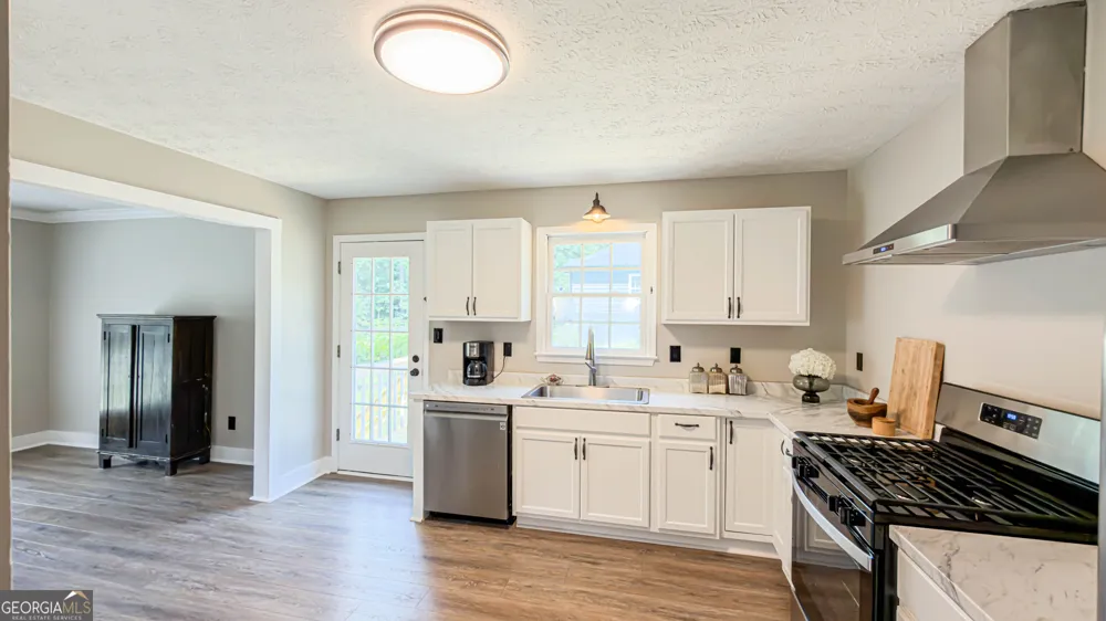 149 Maplelake DR Acworth, GA 30101