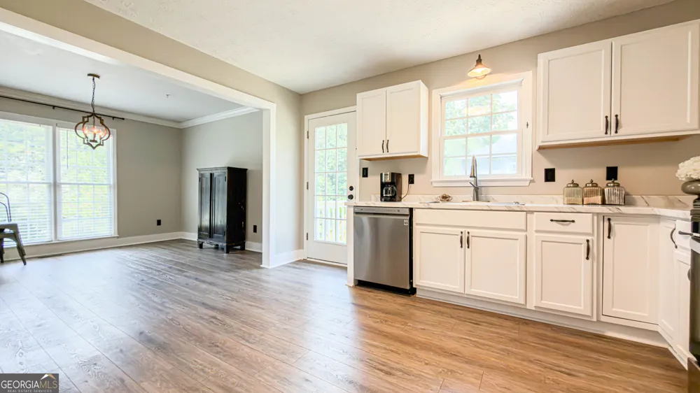 149 Maplelake DR Acworth, GA 30101