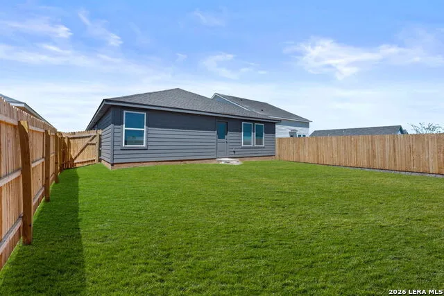 161 Juanita Way Fredericksburg, TX 78624