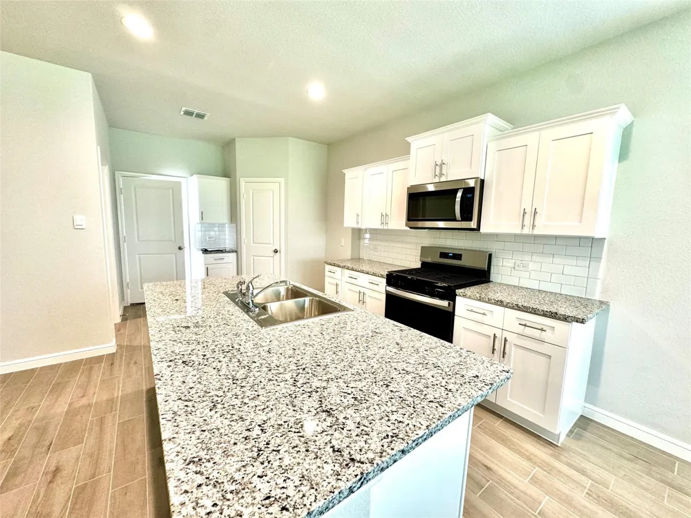 9653 Austin Hollow Road Fort Worth, TX 76036