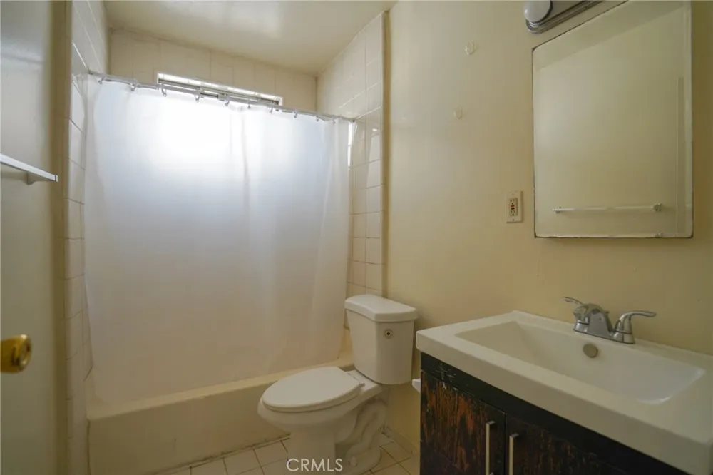 12612 Inglewood #3 Hawthorne, CA 90250