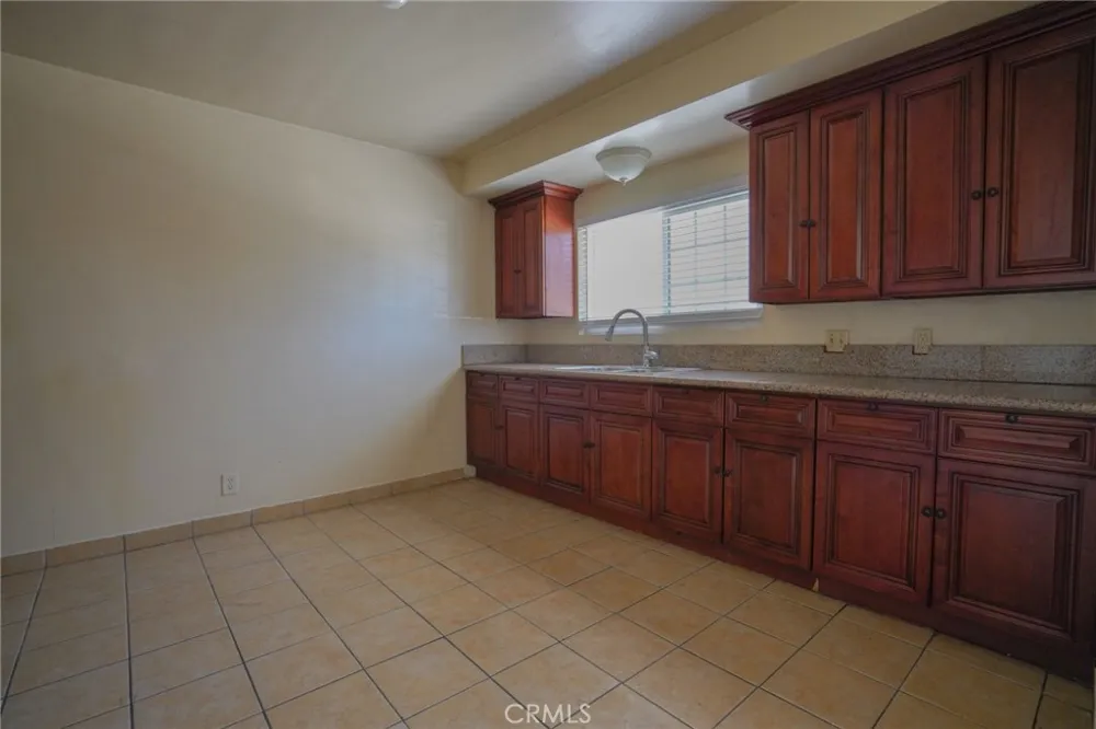 12612 Inglewood #3 Hawthorne, CA 90250