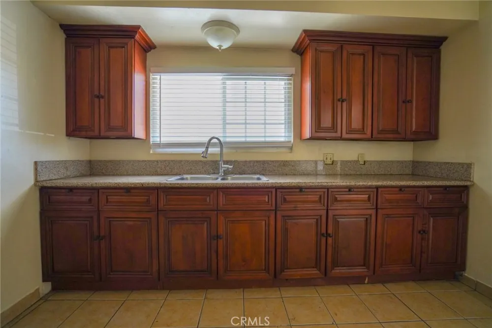 12612 Inglewood #3 Hawthorne, CA 90250
