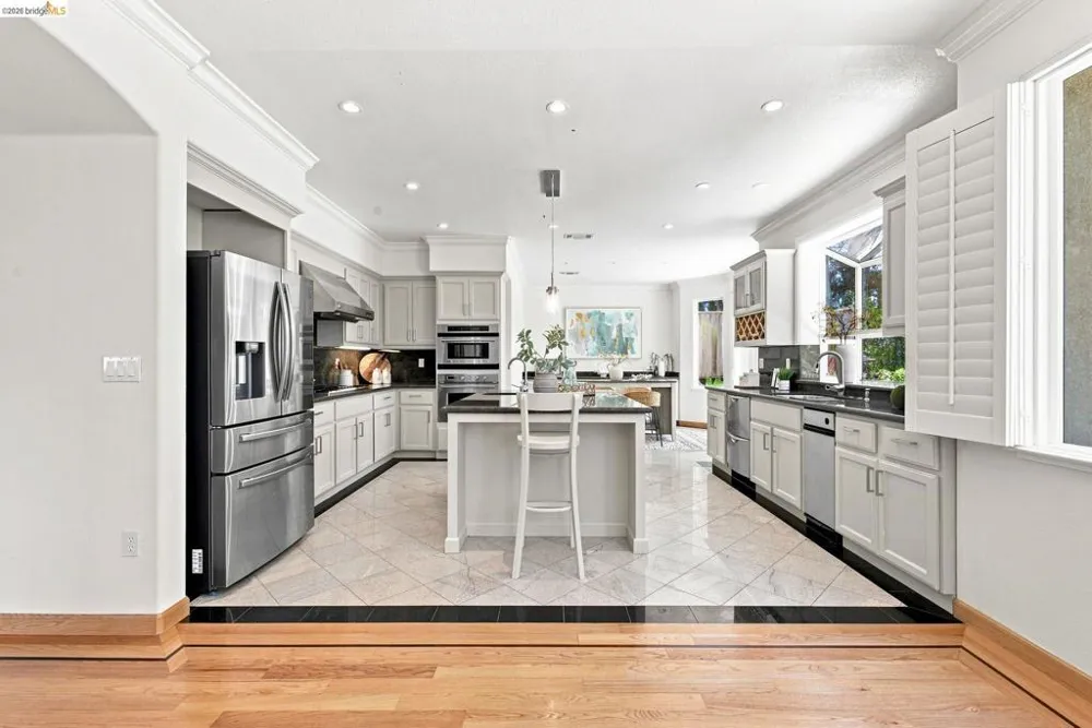 3523 Park Ridge Dr Richmond, CA 94806
