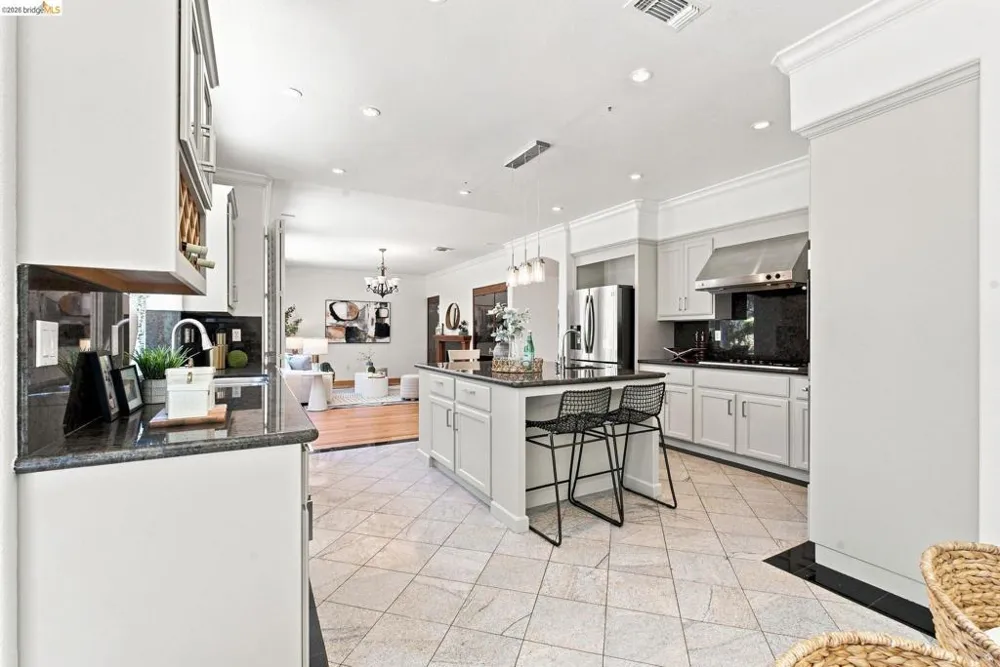 3523 Park Ridge Dr Richmond, CA 94806