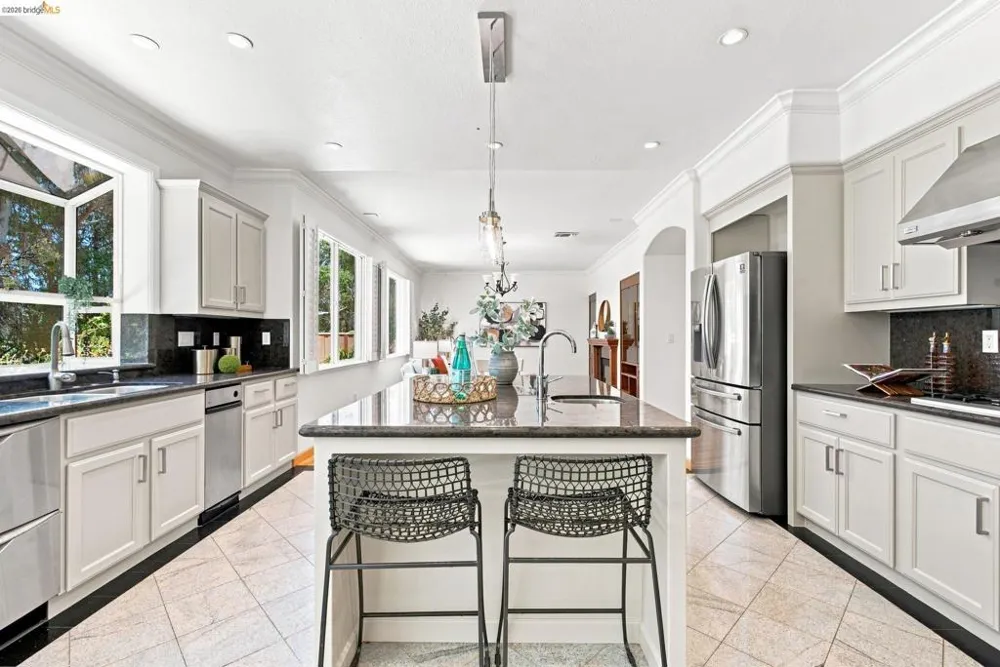 3523 Park Ridge Dr Richmond, CA 94806