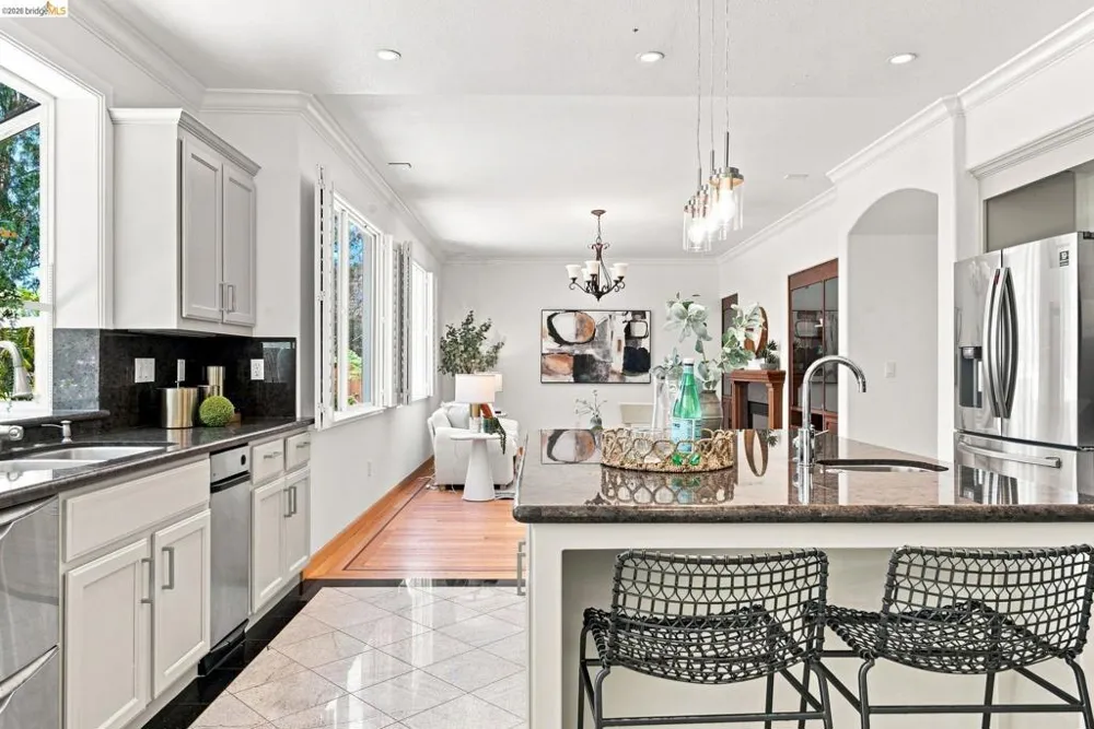 3523 Park Ridge Dr Richmond, CA 94806