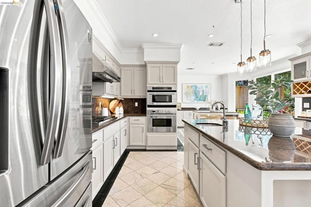 3523 Park Ridge Dr Richmond, CA 94806