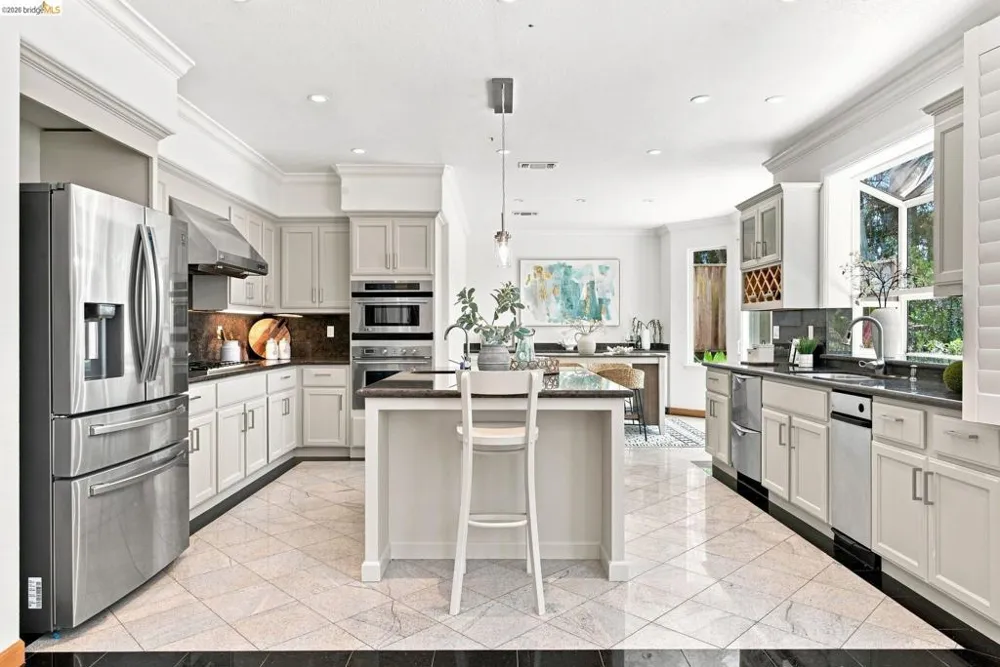 3523 Park Ridge Dr Richmond, CA 94806