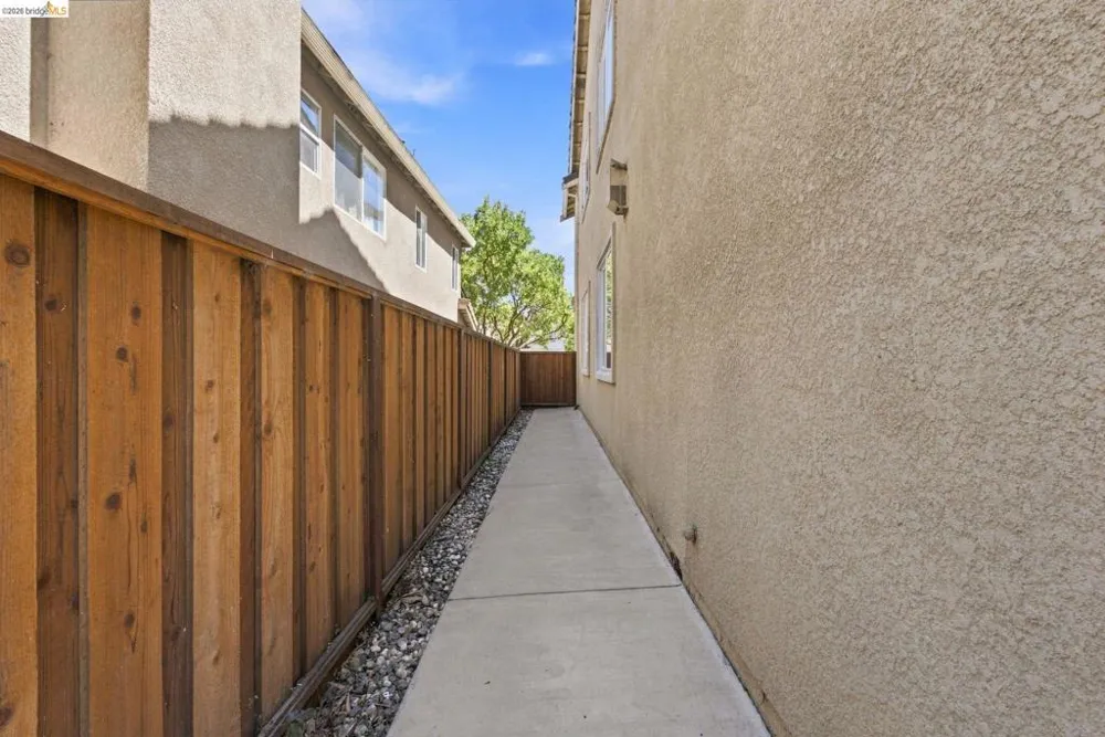 3523 Park Ridge Dr Richmond, CA 94806
