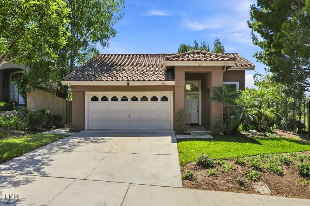 742 Buenos Tiempos Drive Camarillo, CA 93012