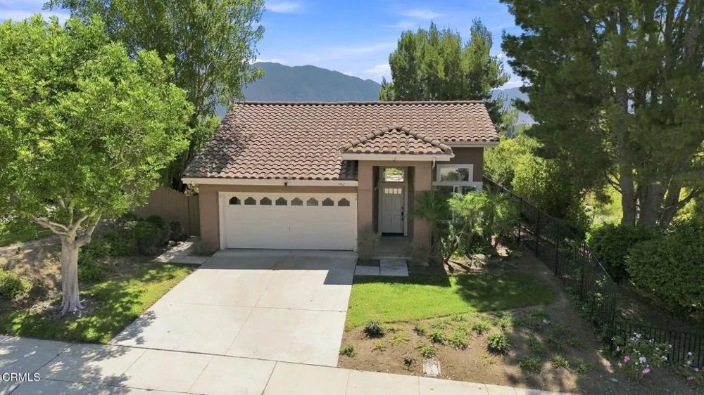 742 Buenos Tiempos Drive Camarillo, CA 93012