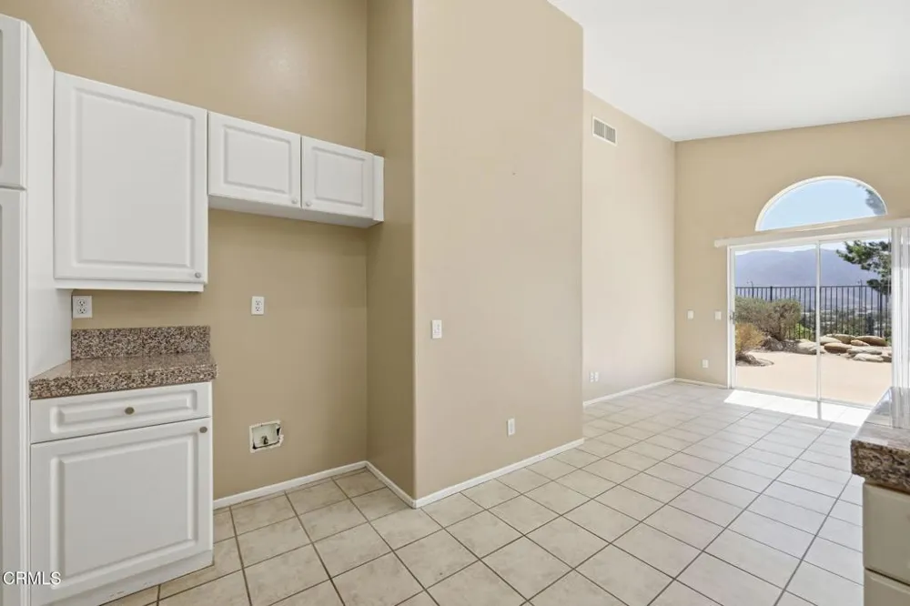 742 Buenos Tiempos Drive Camarillo, CA 93012