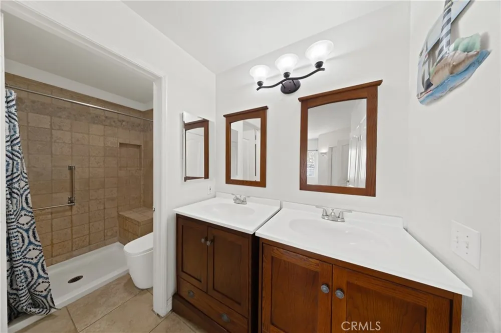 147 Montana Del Lago Rancho Santa Margarita, CA 92688