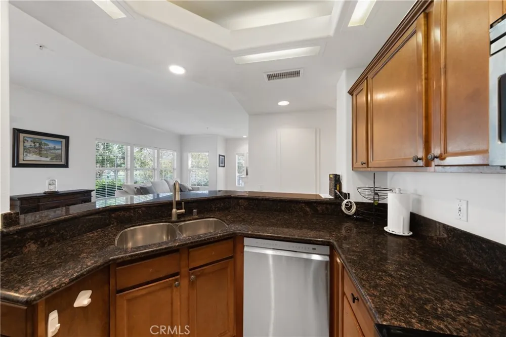 147 Montana Del Lago Rancho Santa Margarita, CA 92688