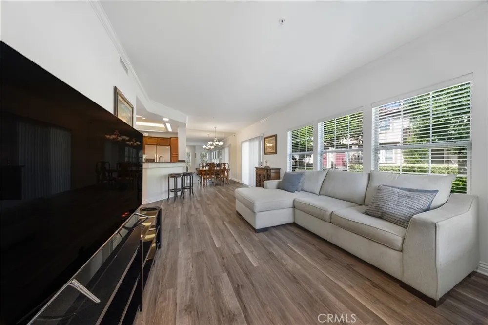 147 Montana Del Lago Rancho Santa Margarita, CA 92688