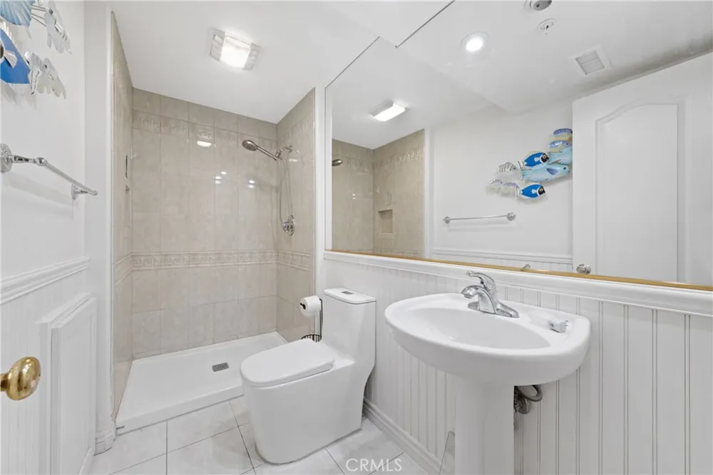 147 Montana Del Lago Rancho Santa Margarita, CA 92688