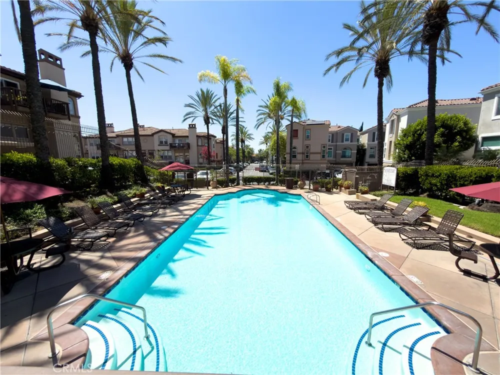 147 Montana Del Lago Rancho Santa Margarita, CA 92688
