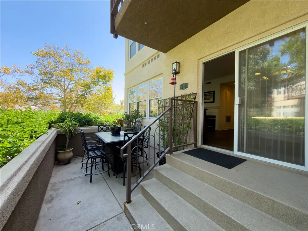 147 Montana Del Lago Rancho Santa Margarita, CA 92688