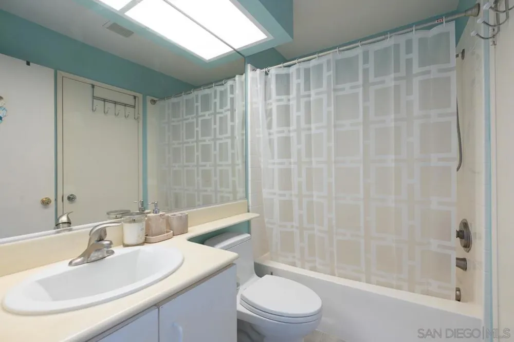 2233 Cabo Bahia Chula Vista, CA 91914