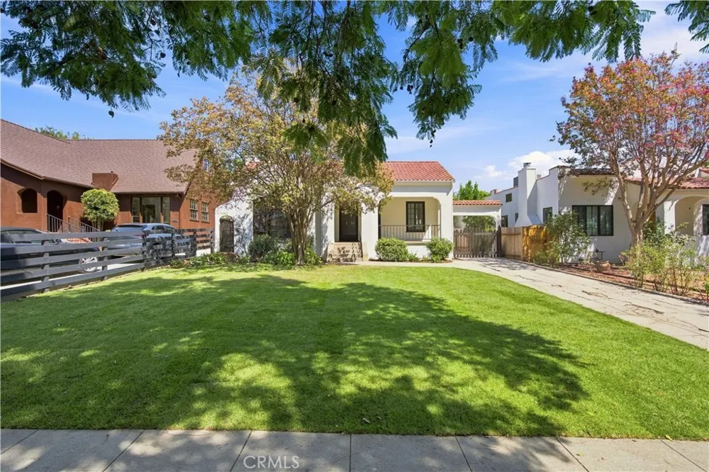 5136 Dahlia Drive Eagle Rock, CA 90041