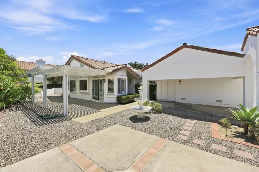 4644 Cordoba Way Oceanside, CA 92056