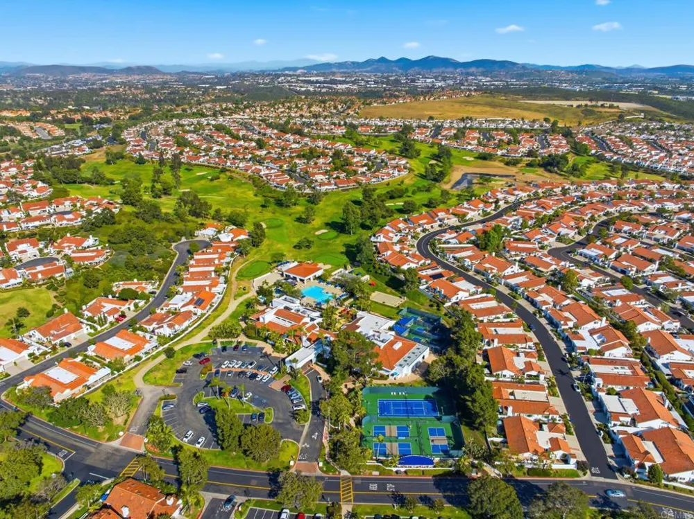 4644 Cordoba Way Oceanside, CA 92056