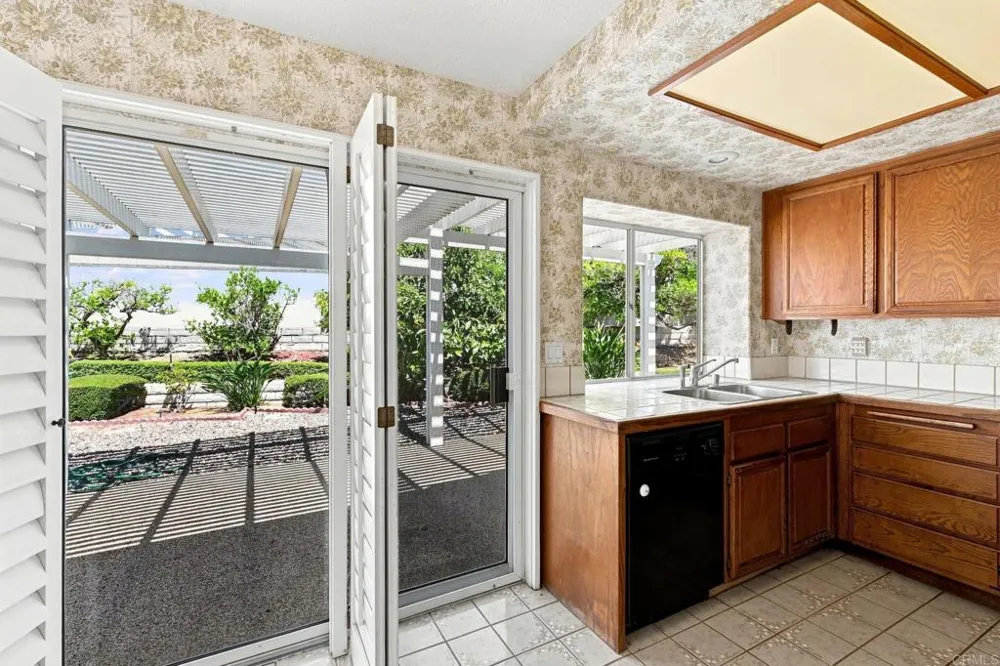 4644 Cordoba Way Oceanside, CA 92056