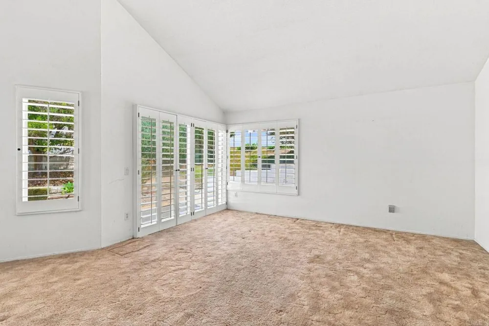 4644 Cordoba Way Oceanside, CA 92056