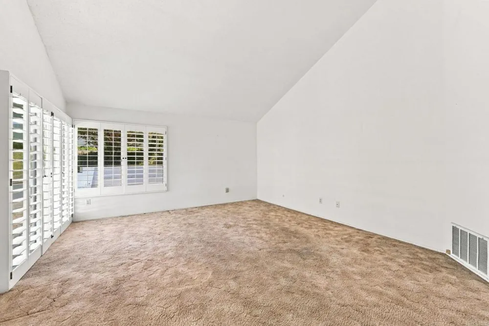 4644 Cordoba Way Oceanside, CA 92056