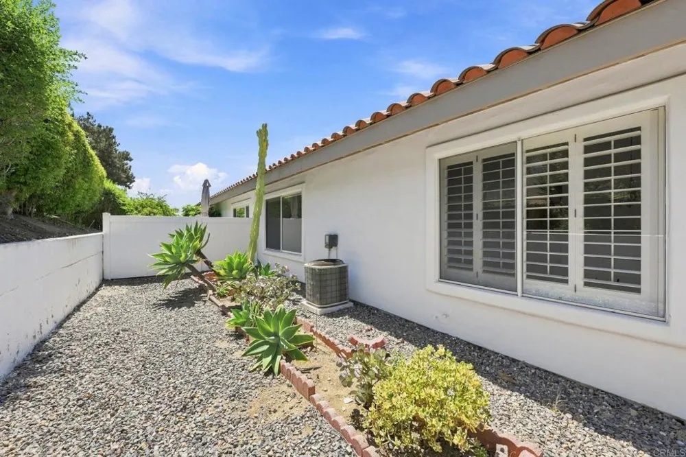 4644 Cordoba Way Oceanside, CA 92056
