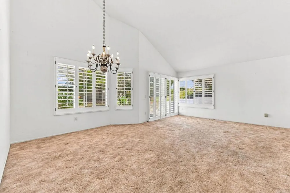 4644 Cordoba Way Oceanside, CA 92056