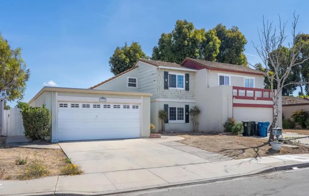 672 Alvarado Court Salinas, CA 93907