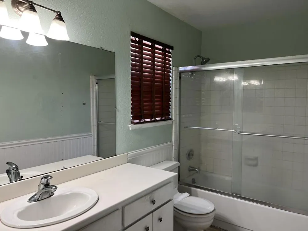 672 Alvarado Court Salinas, CA 93907