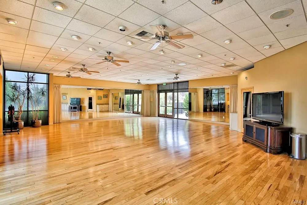 8784 Larkspur Corona, CA 92883