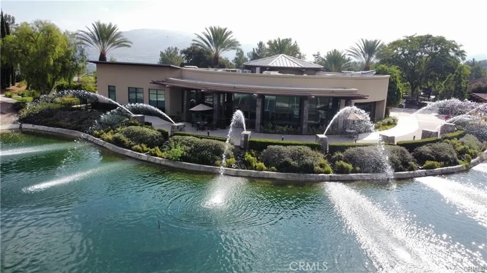 8784 Larkspur Corona, CA 92883