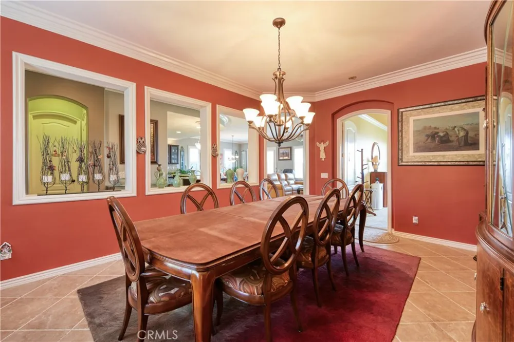 8784 Larkspur Corona, CA 92883