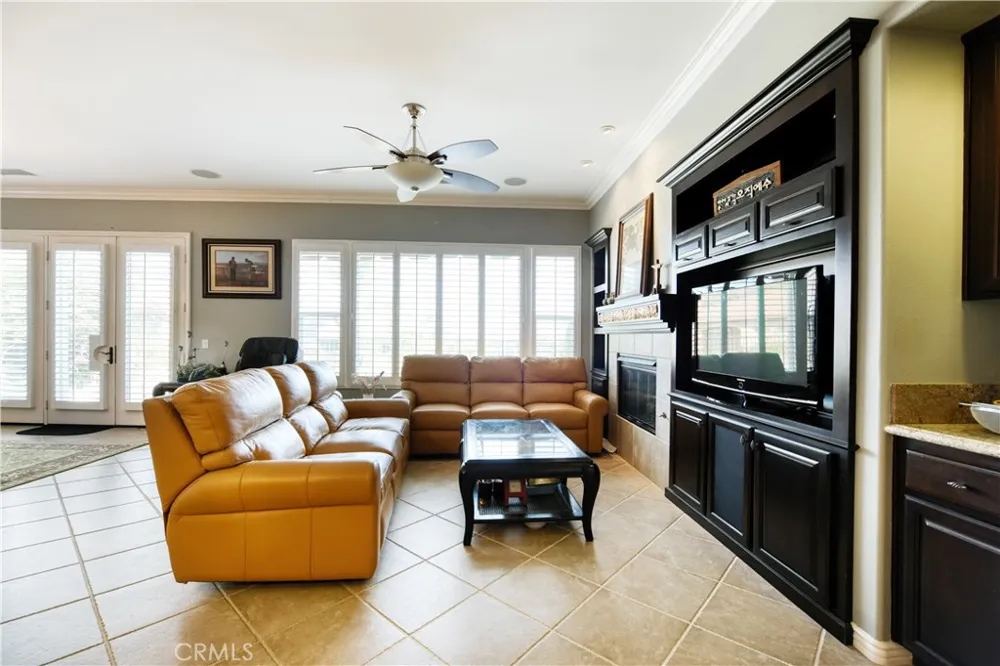 8784 Larkspur Corona, CA 92883