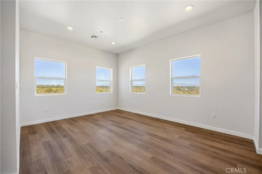 47363 W 93rd Street Lancaster, CA 93536