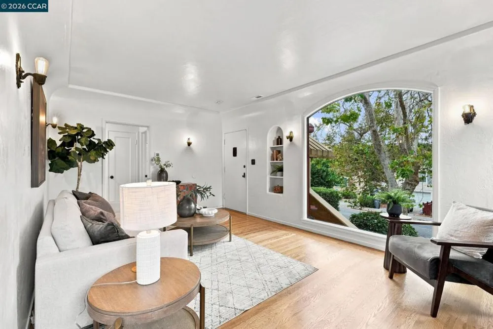 161 Viewmont Ave Vallejo, CA 94590
